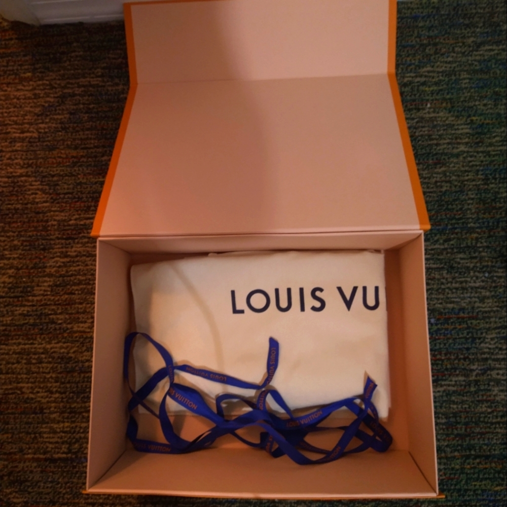 Authentic new Louis Vuitton gift box